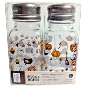 Boos & Bones Halloween Salt and Pepper Shakers Pumpkins Ghost Silver Lid Damage